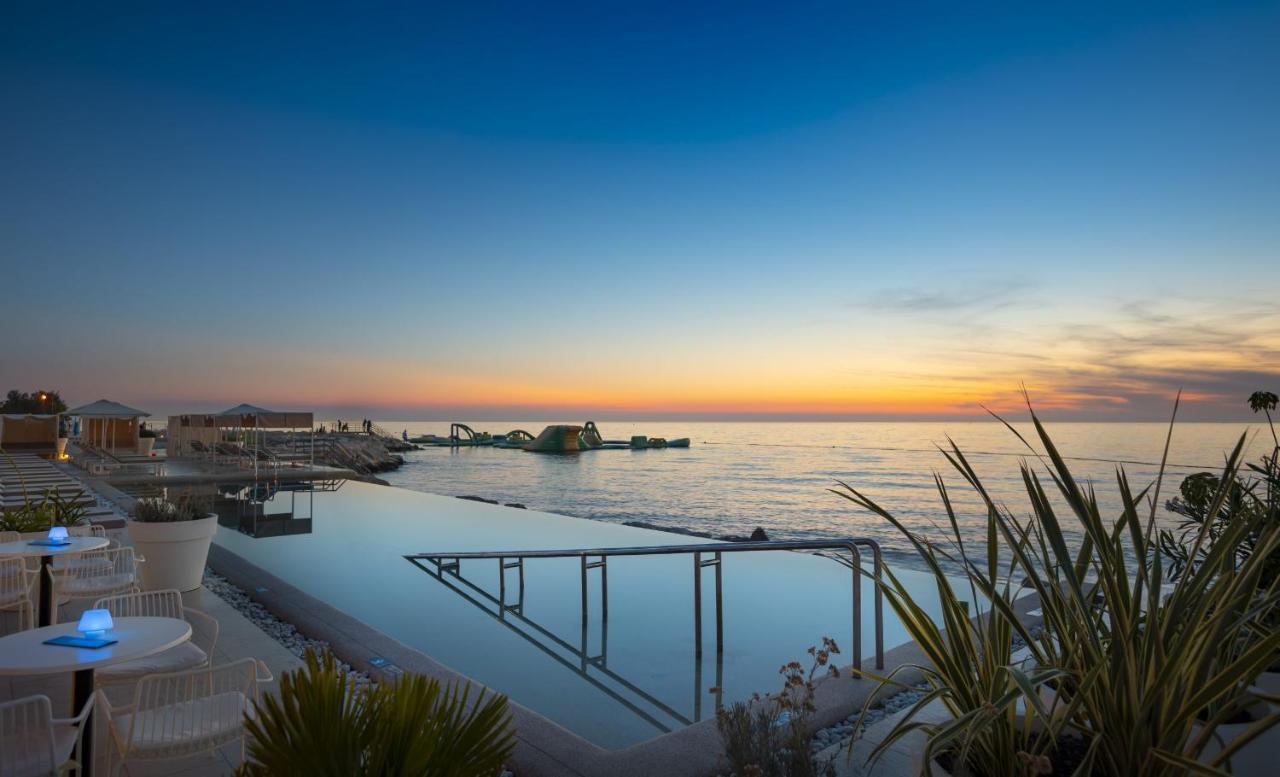Apartments Villa Alba Poreč Buitenkant foto