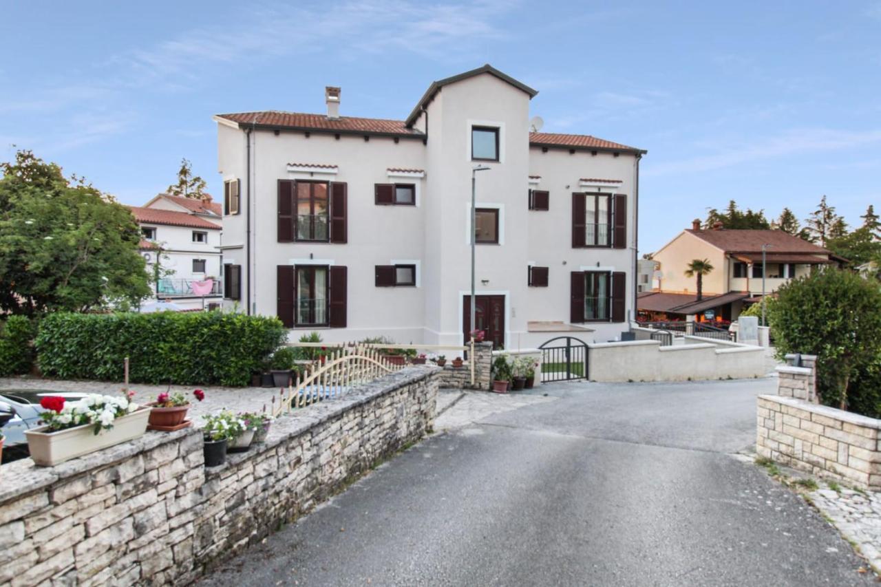 Apartments Villa Alba Poreč Buitenkant foto