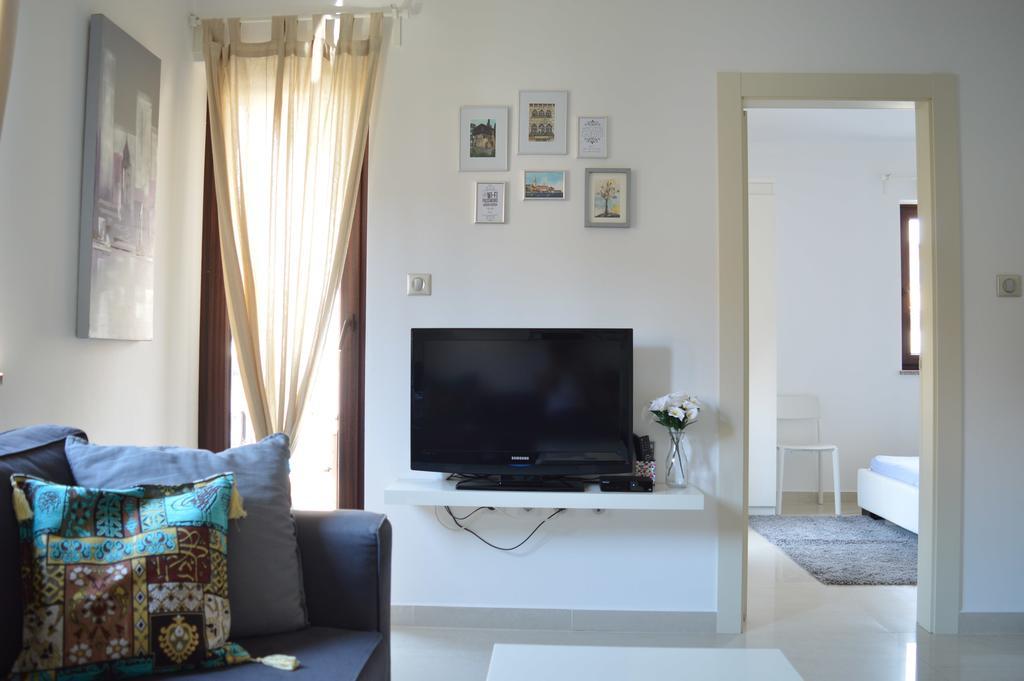 Apartments Villa Alba Poreč Buitenkant foto