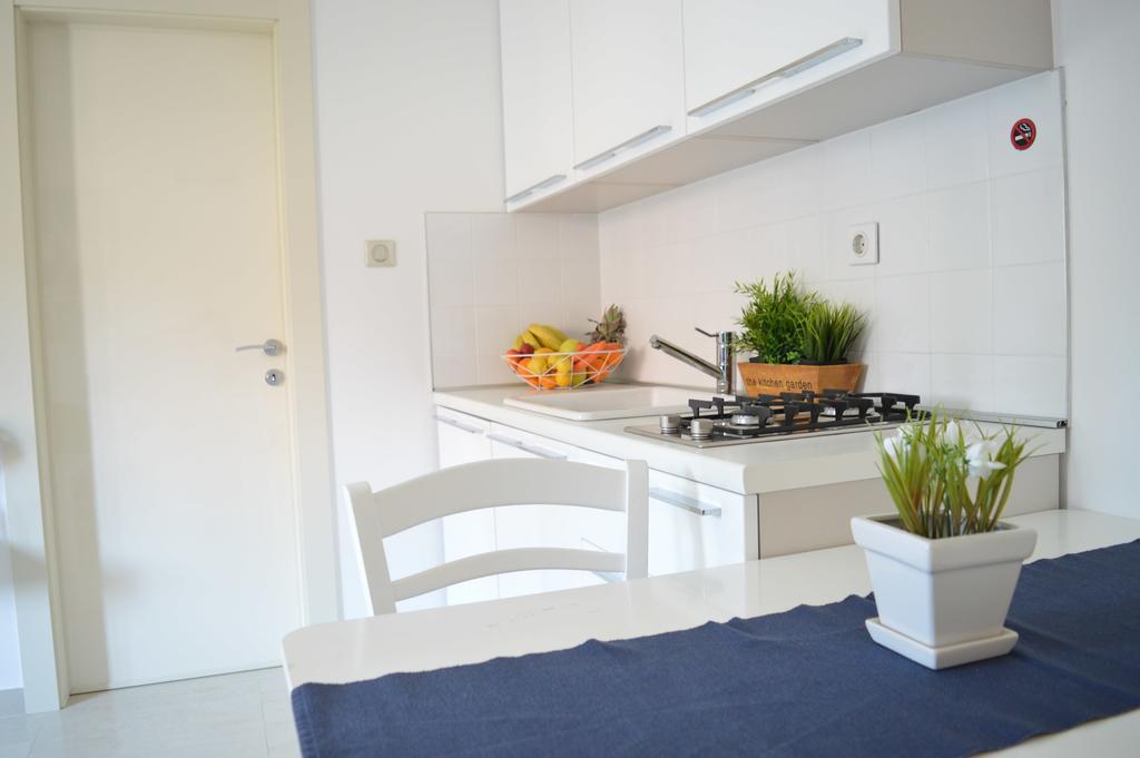 Apartments Villa Alba Poreč Buitenkant foto