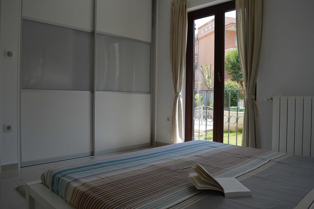 Apartments Villa Alba Poreč Buitenkant foto