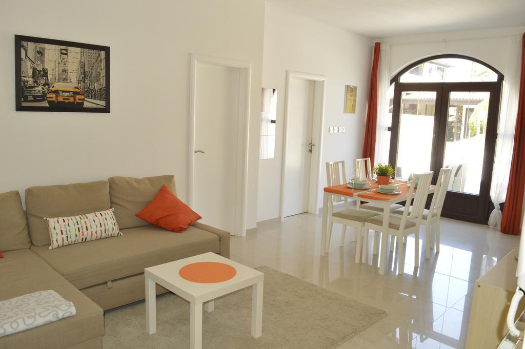 Apartments Villa Alba Poreč Buitenkant foto